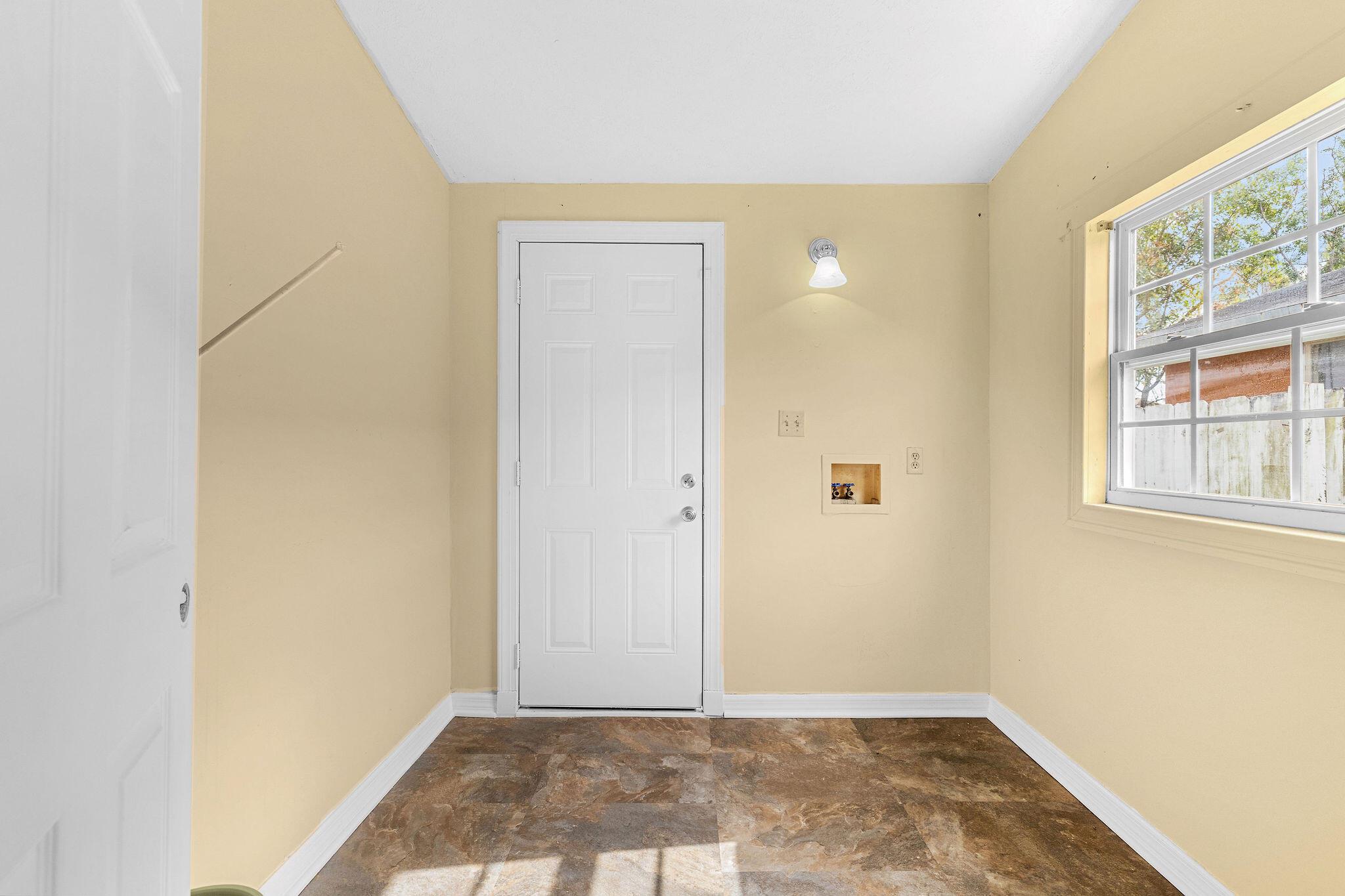 Little Dixie - Residential Lease