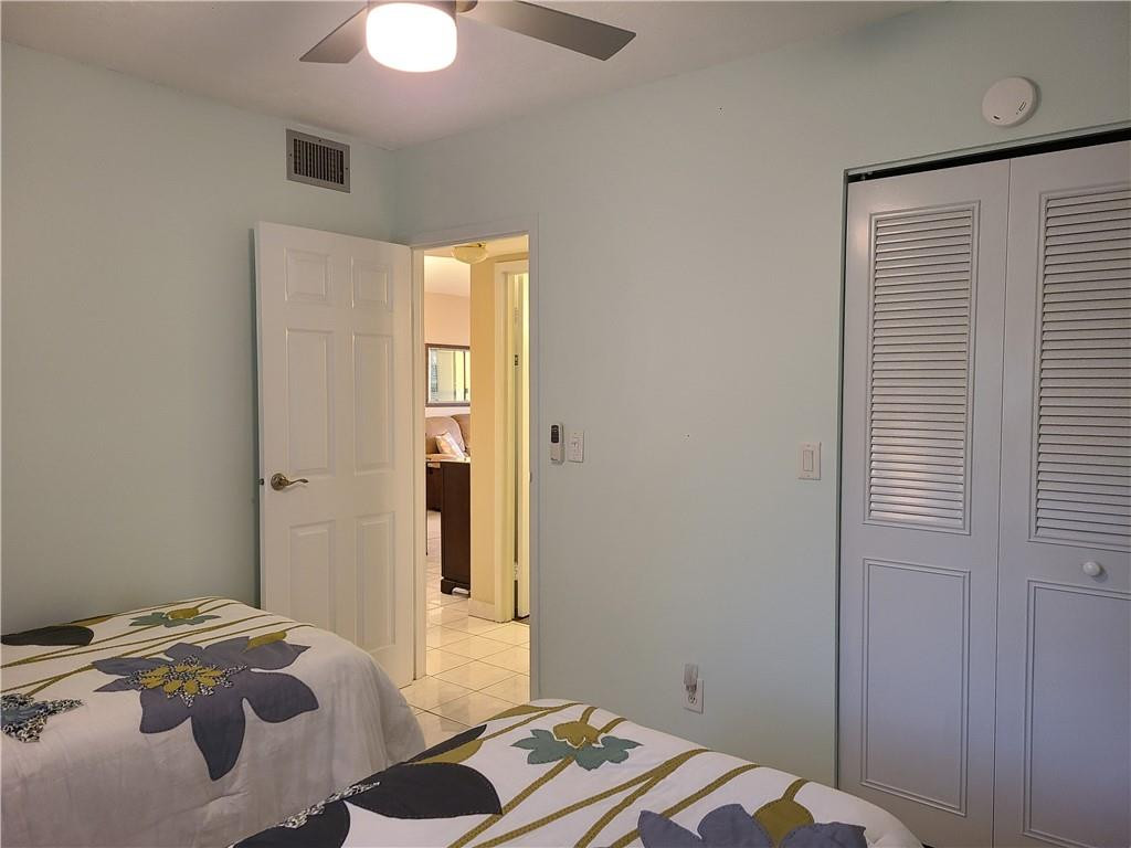 SOMERSET EIGHT - Residential