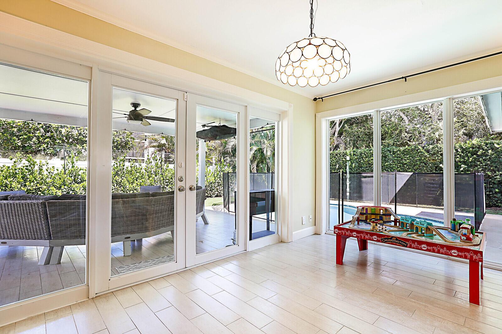 TUNISON PALMS SEC 1 - Residential Lease