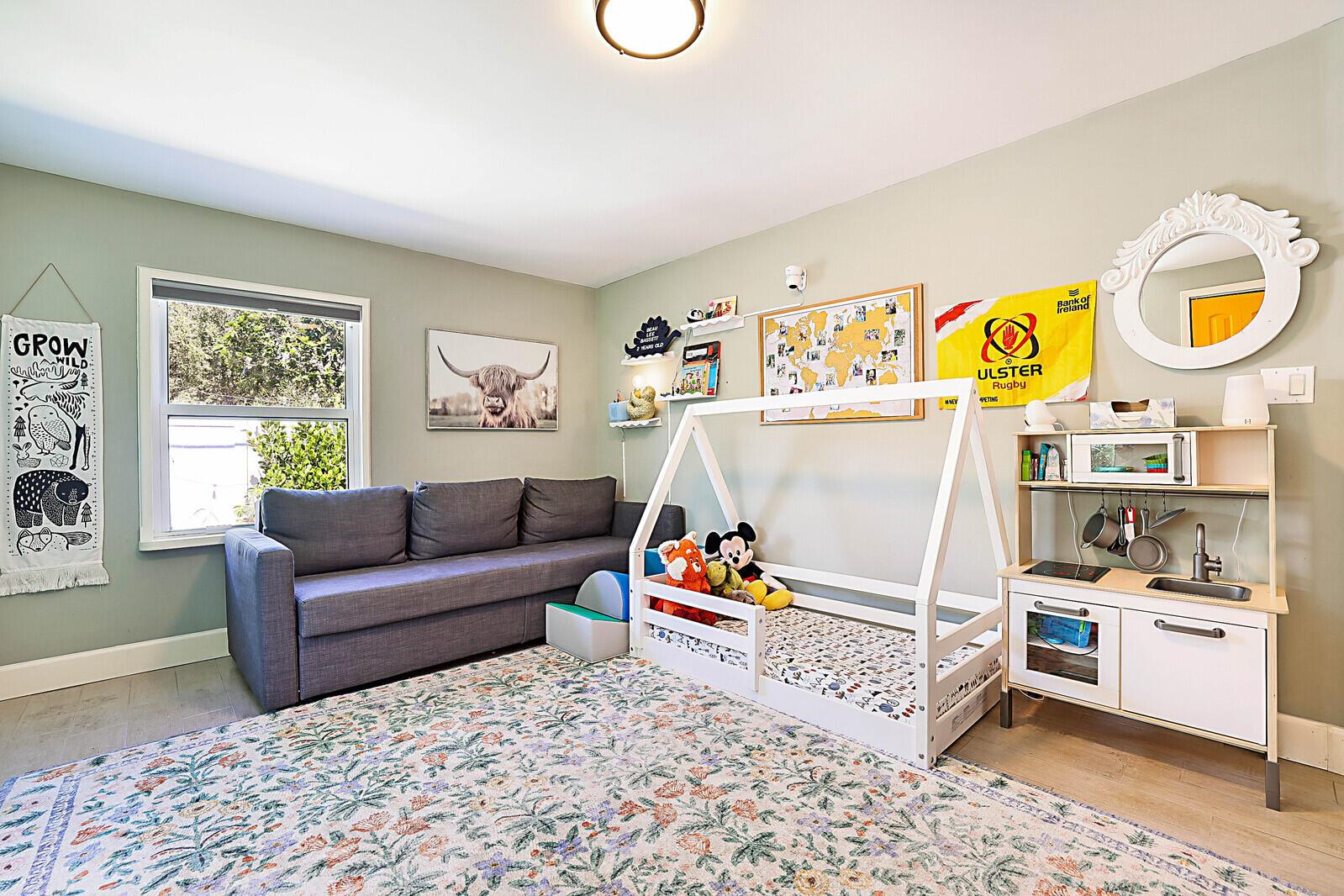 TUNISON PALMS SEC 1 - Residential Lease