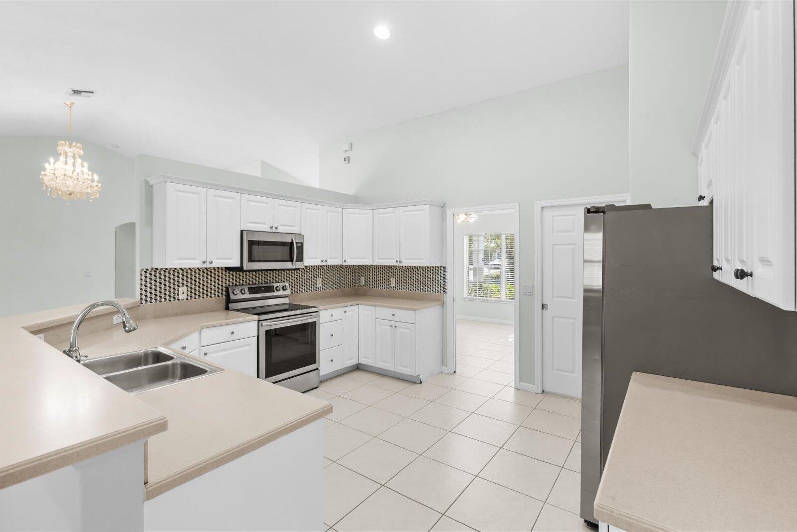 PORT ST LUCIE SECTION 21 - Residential