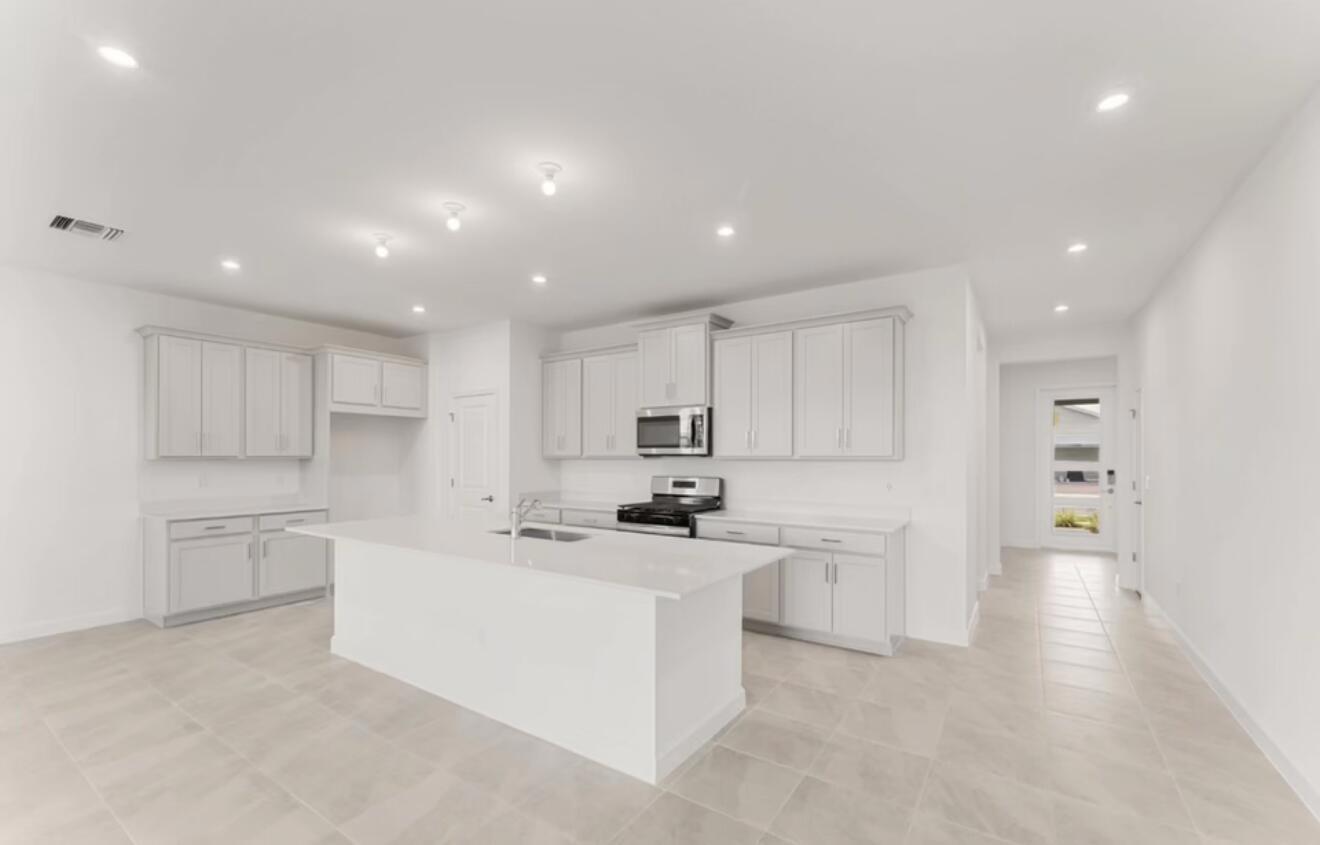 Tradition - Residential Lease