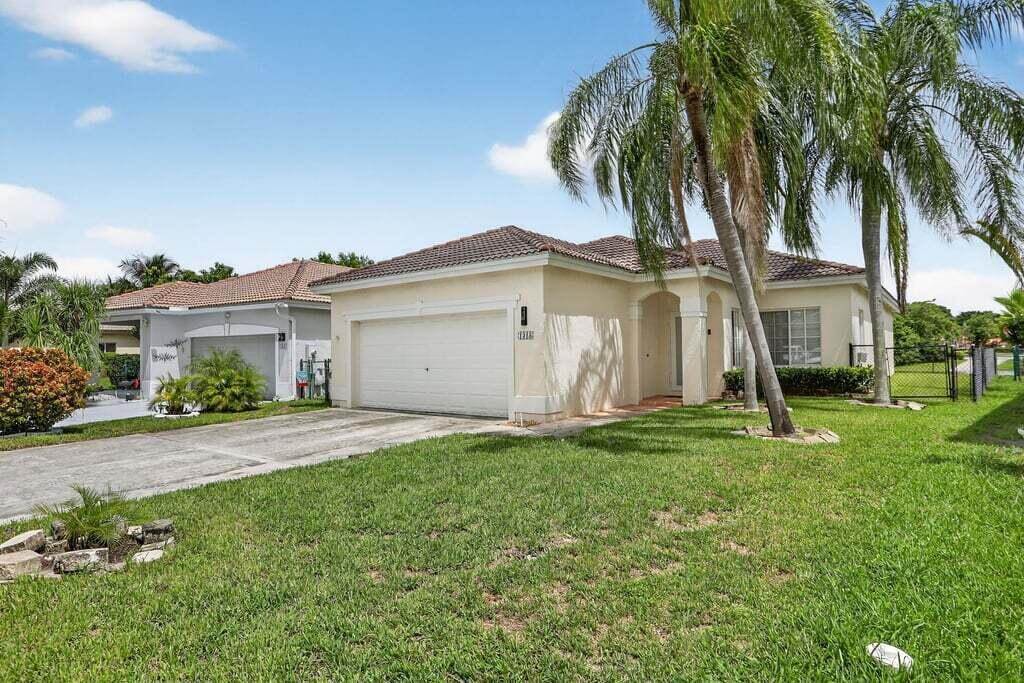 Olympia & York Residentia - Residential
