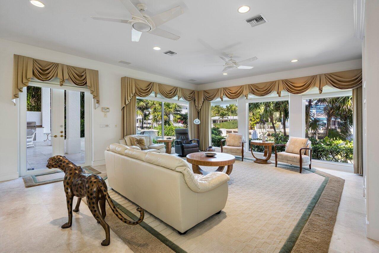 SEAGATE EXT - Residential