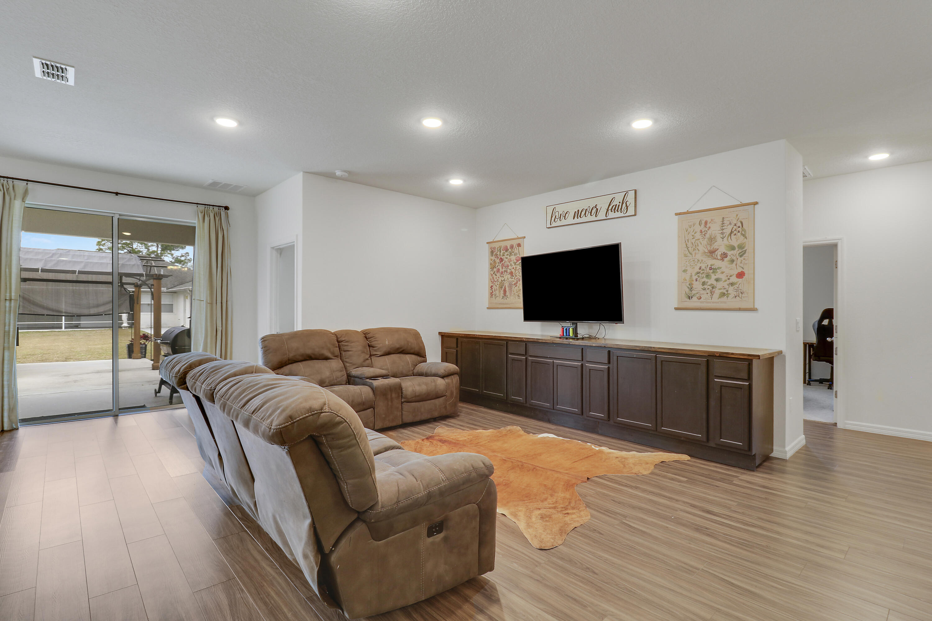 PORT ST LUCIE SECTION 2 - Residential