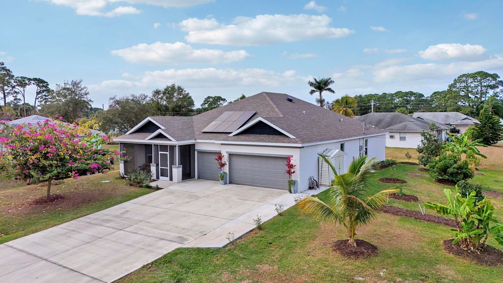 Photo of 1302 SE Naples Lane, Port Saint Lucie, FL 34983 (MLS # R11160183)
