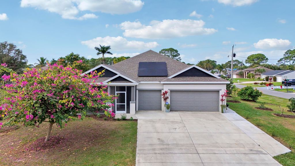 Photo of 1302 SE Naples Lane, Port Saint Lucie, FL 34983 (MLS # R11160183)