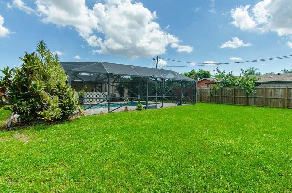 SANDALFOOT COVE SEC 5 - Residential Lease