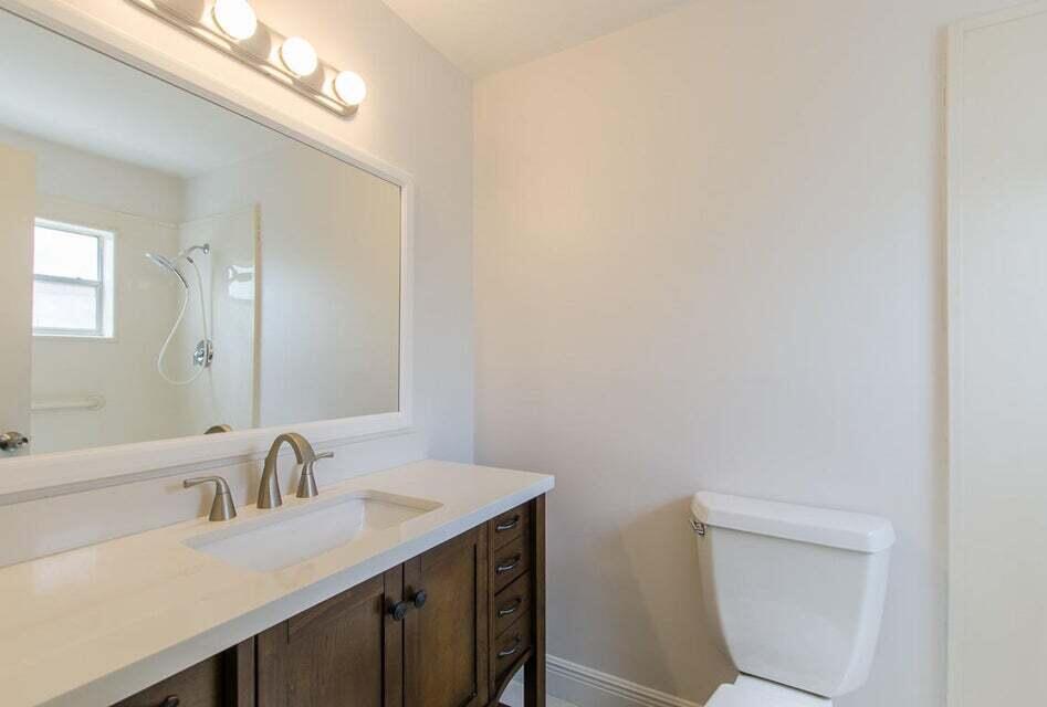 SANDALFOOT COVE SEC 5 - Residential Lease