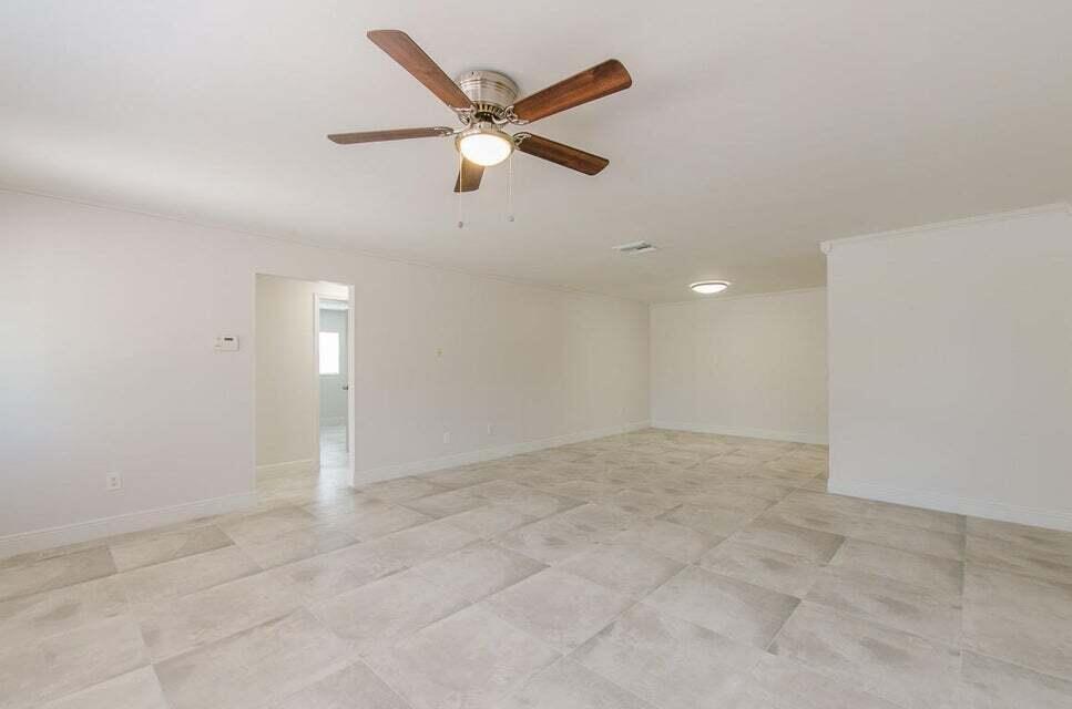 SANDALFOOT COVE SEC 5 - Residential Lease