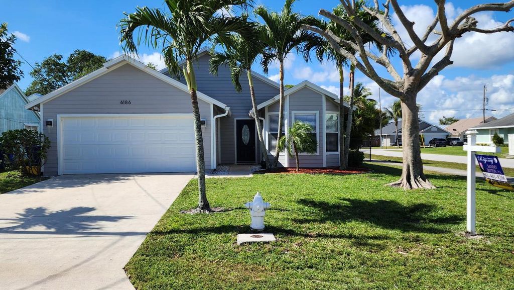 Photo of 6186 Michael Street, Jupiter, FL 33458 (MLS # R10984131)