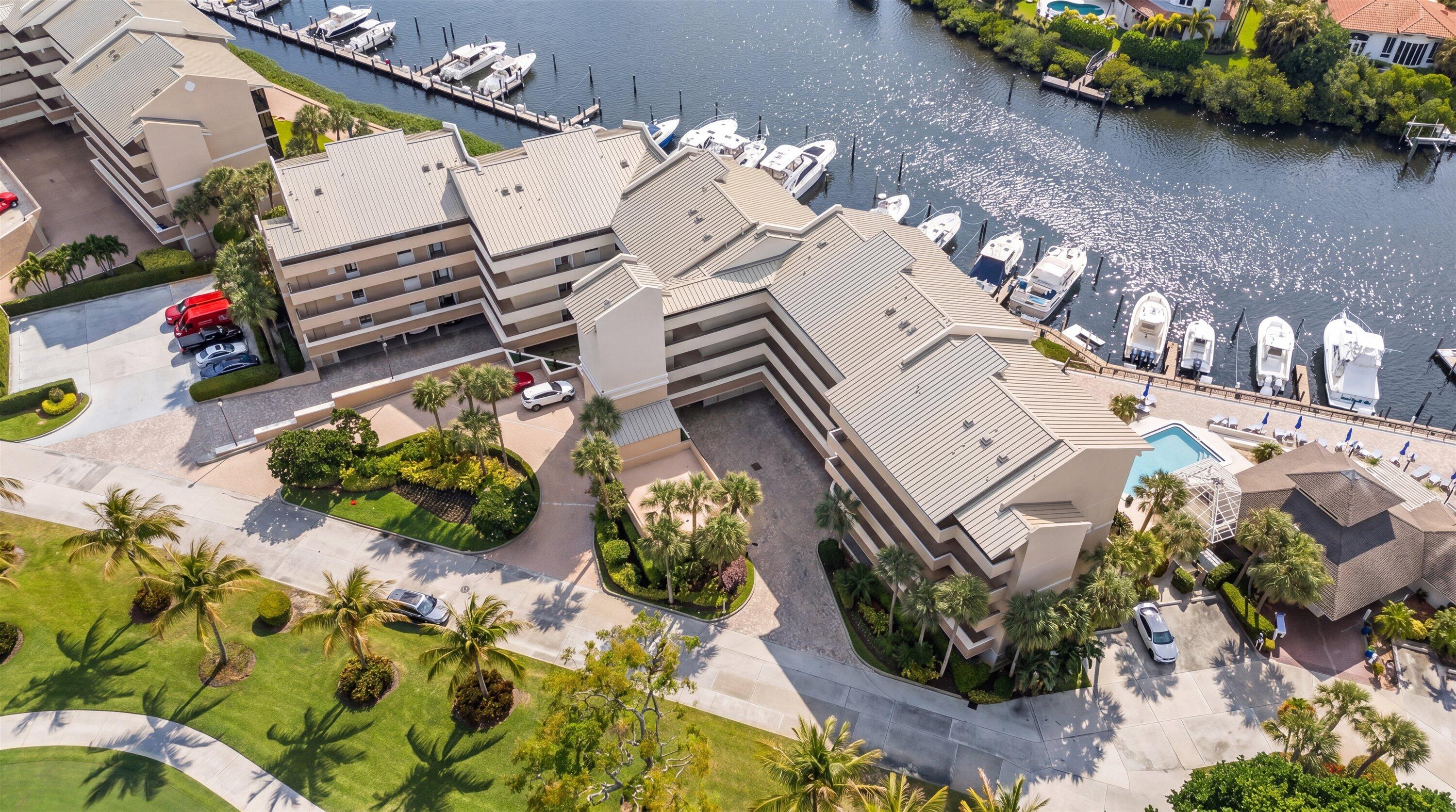 ANCHORAGE EAST AT JONATHANS LANDING CONDO - Residential