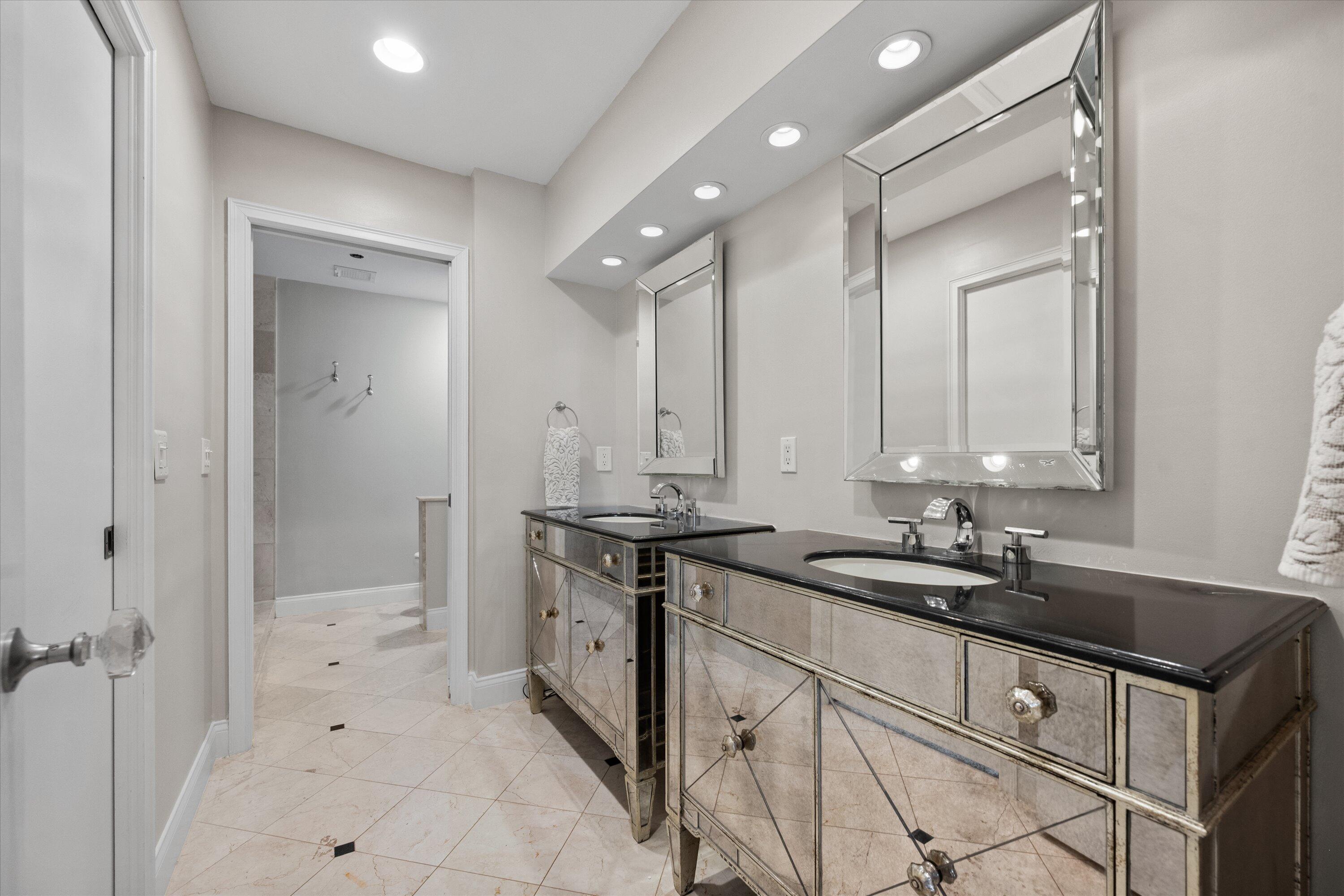 ANCHORAGE EAST AT JONATHANS LANDING CONDO - Residential