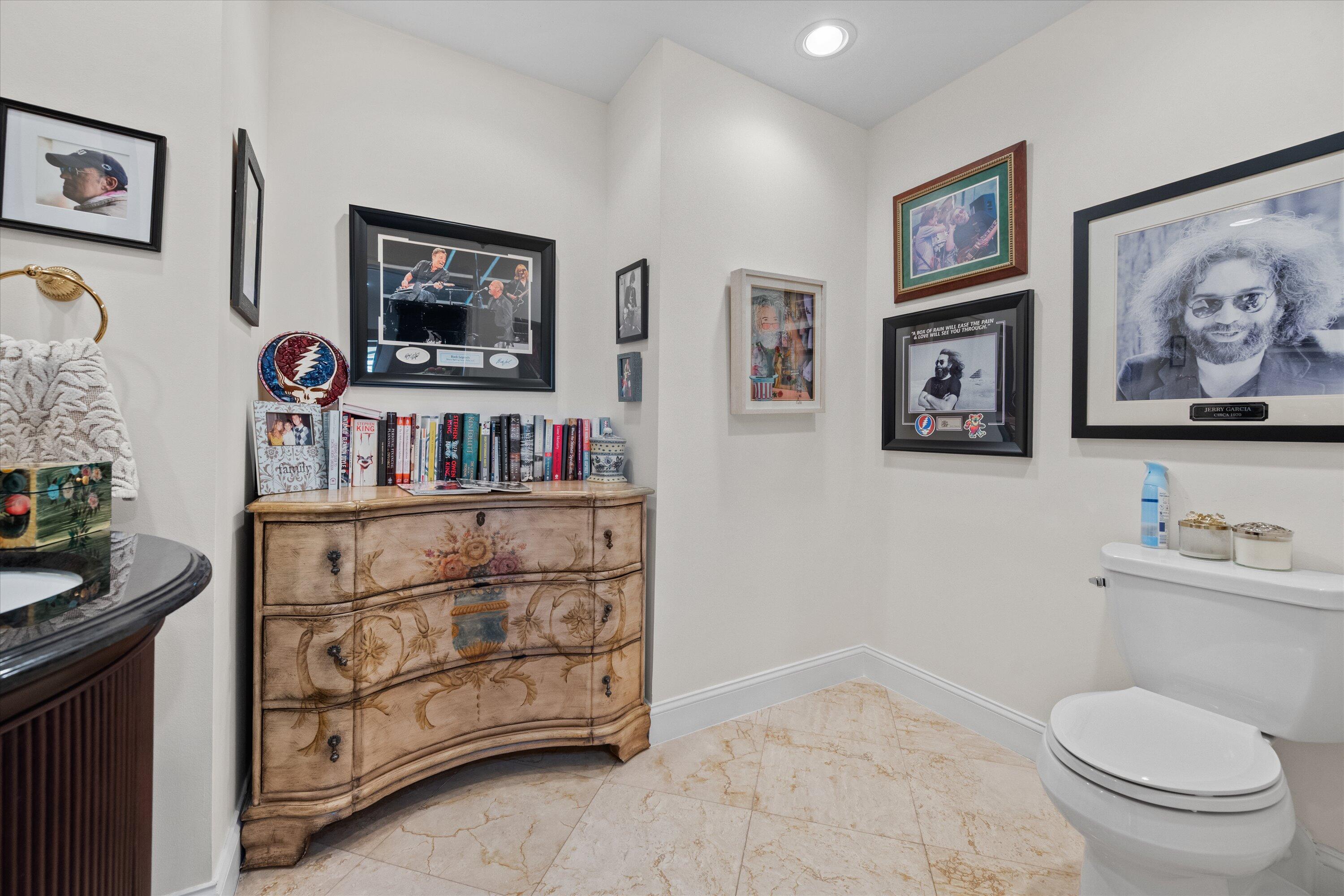 ANCHORAGE EAST AT JONATHANS LANDING CONDO - Residential