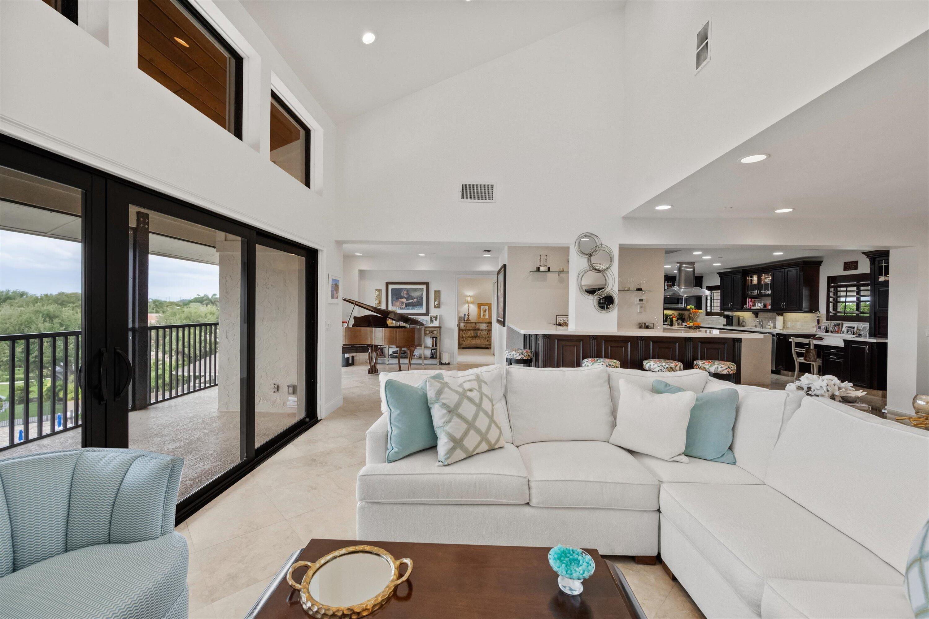 ANCHORAGE EAST AT JONATHANS LANDING CONDO - Residential