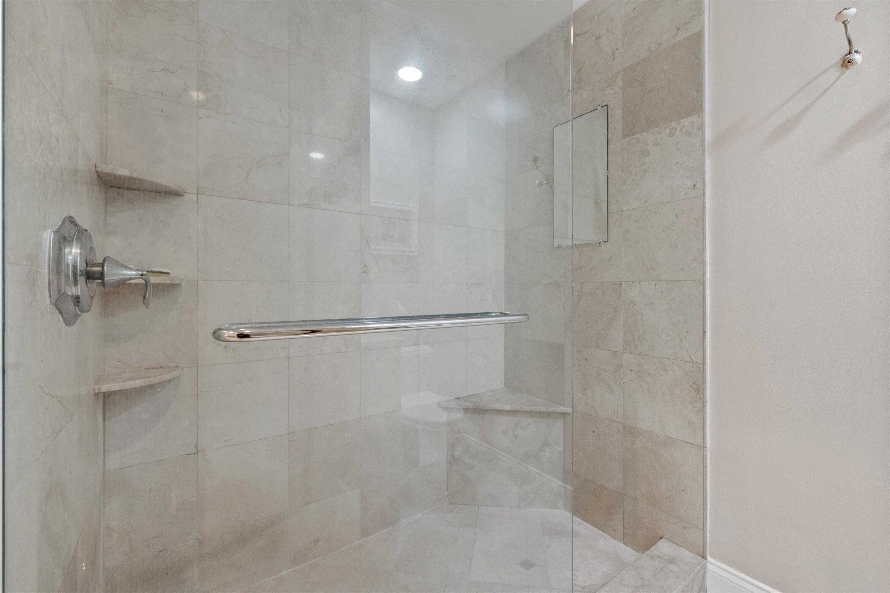 ANCHORAGE EAST AT JONATHANS LANDING CONDO - Residential