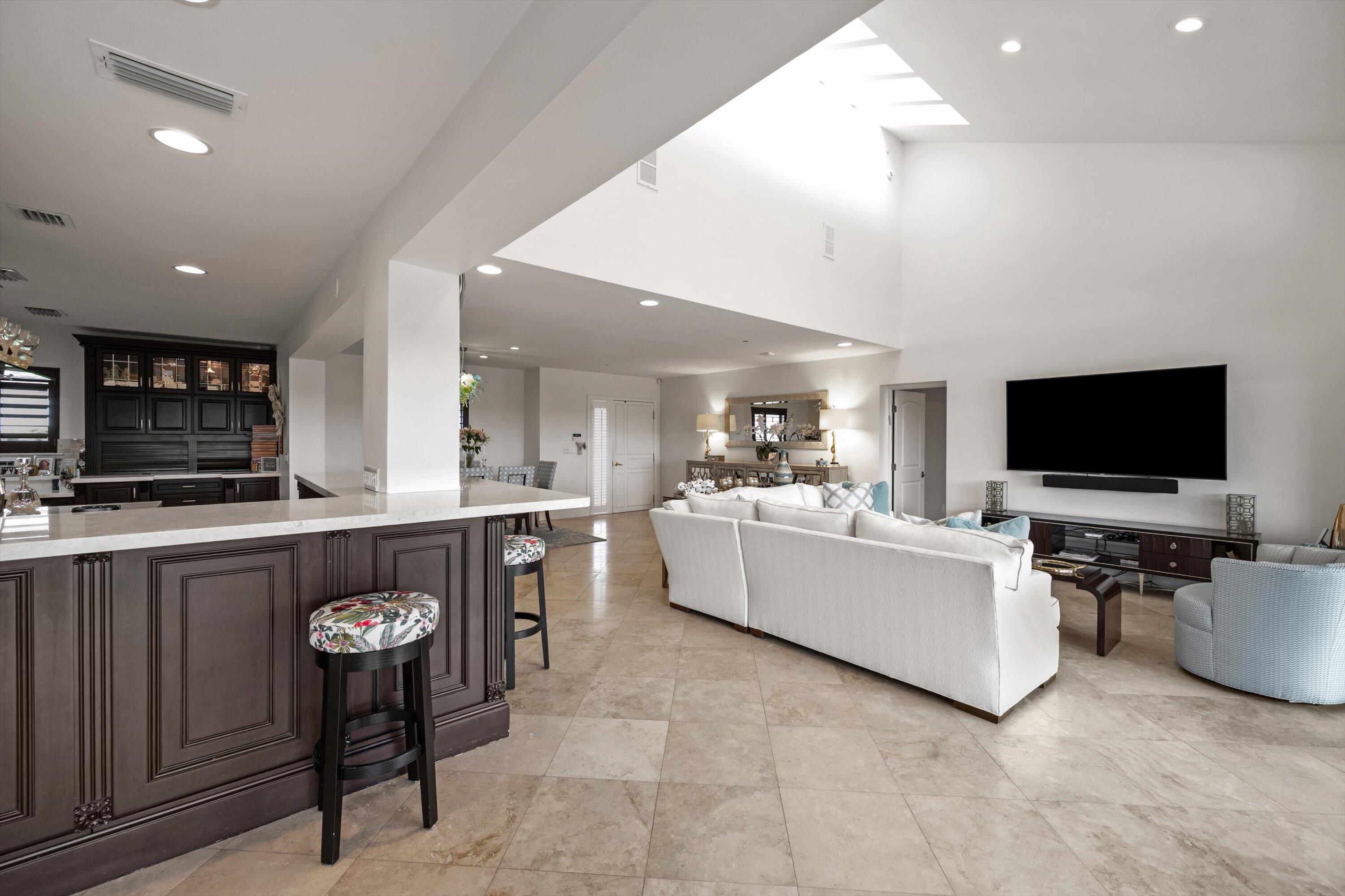 ANCHORAGE EAST AT JONATHANS LANDING CONDO - Residential