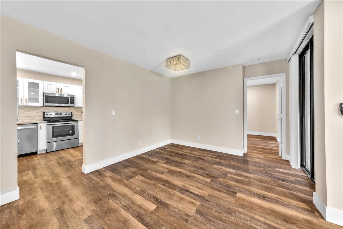 APPLEWOOD VILLAGE 1 COA - Residential