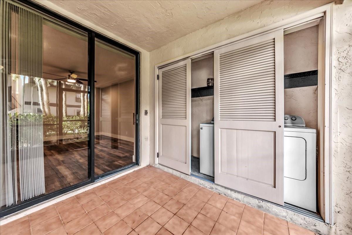 APPLEWOOD VILLAGE 1 COA - Residential