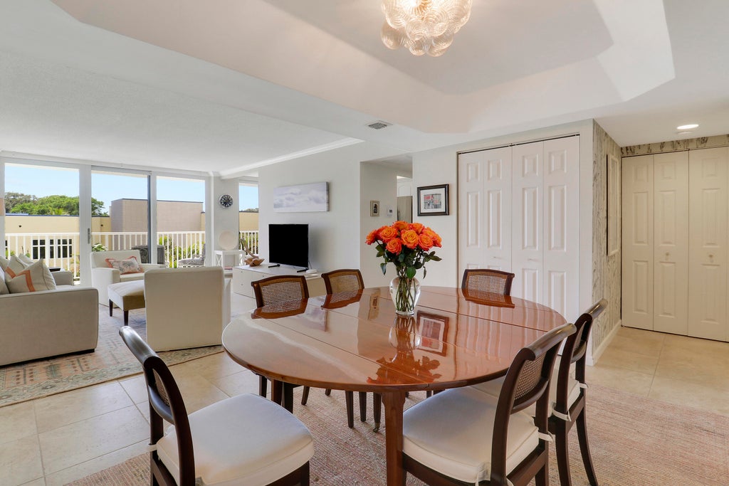Photo of 1801 S FLAGLER Drive #301, West Palm Beach, FL 33401 (MLS # B26074408)