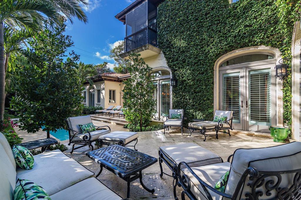 ROYAL PARK - Residential