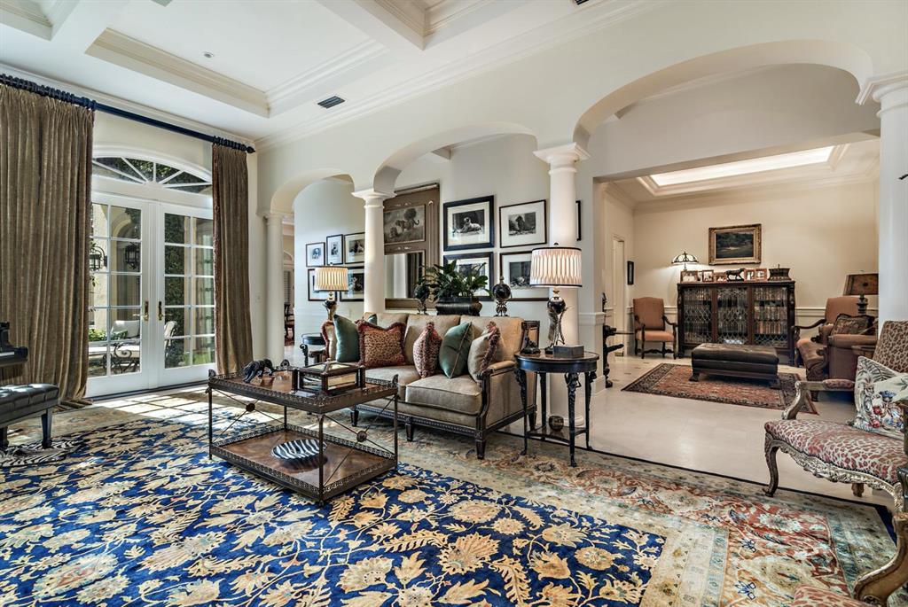 ROYAL PARK - Residential