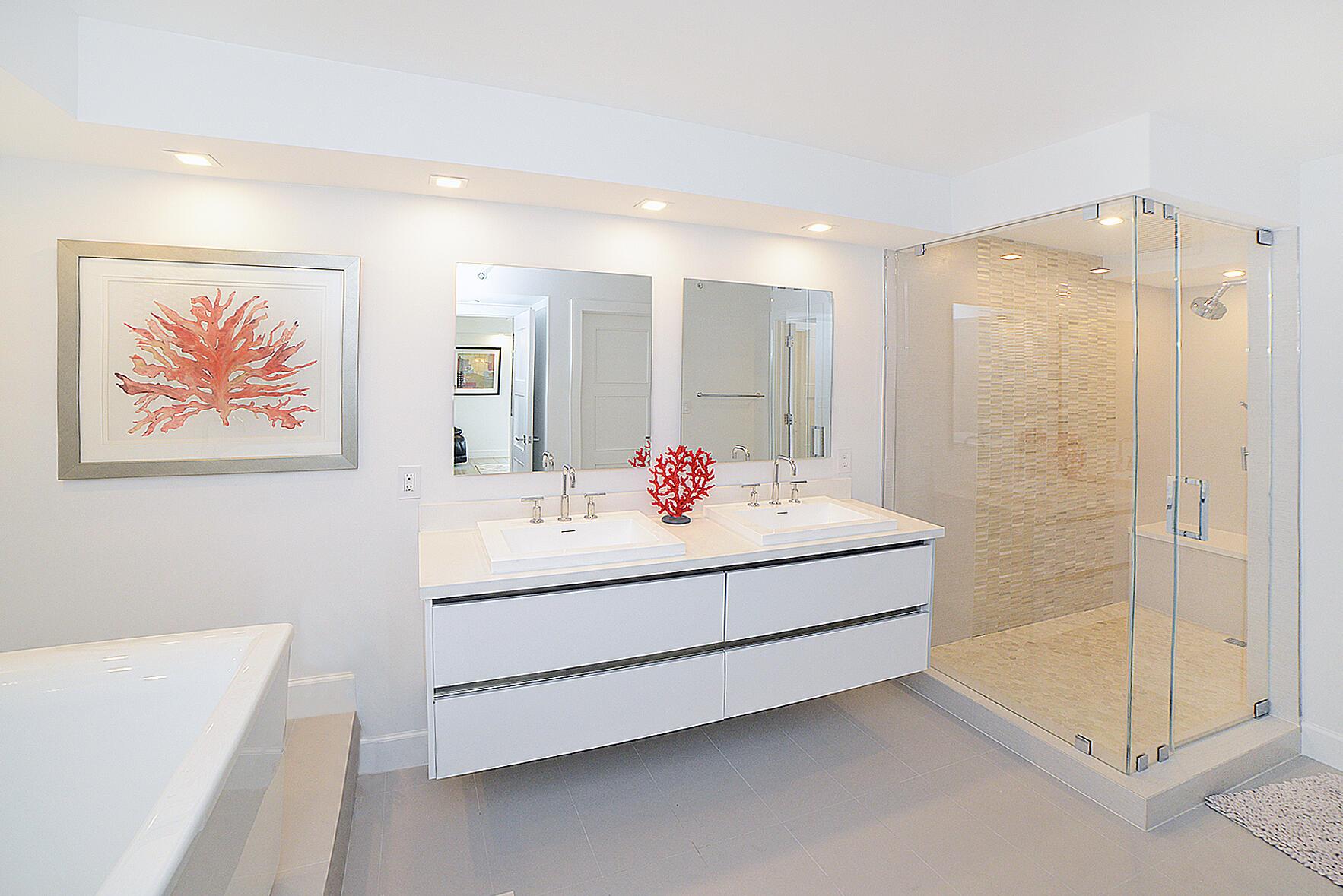 MARBELLA CONDO - Residential