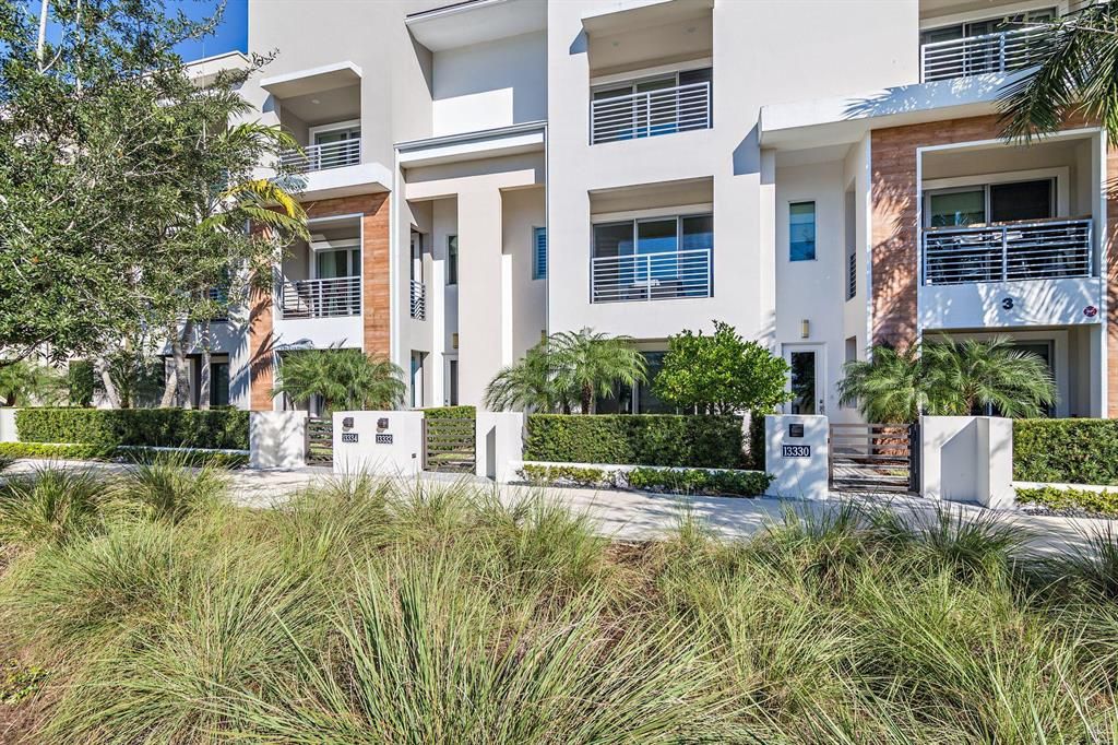 Photo of 13332 Alton Road Rd, Palm Beach Gardens, FL 33418 (MLS # R10763689)