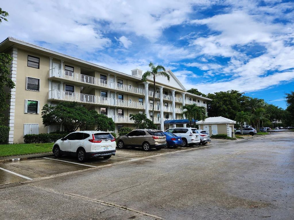 Photo of 3507 Village Boulevard #204, West Palm Beach, FL 33409 (MLS # R10992059)