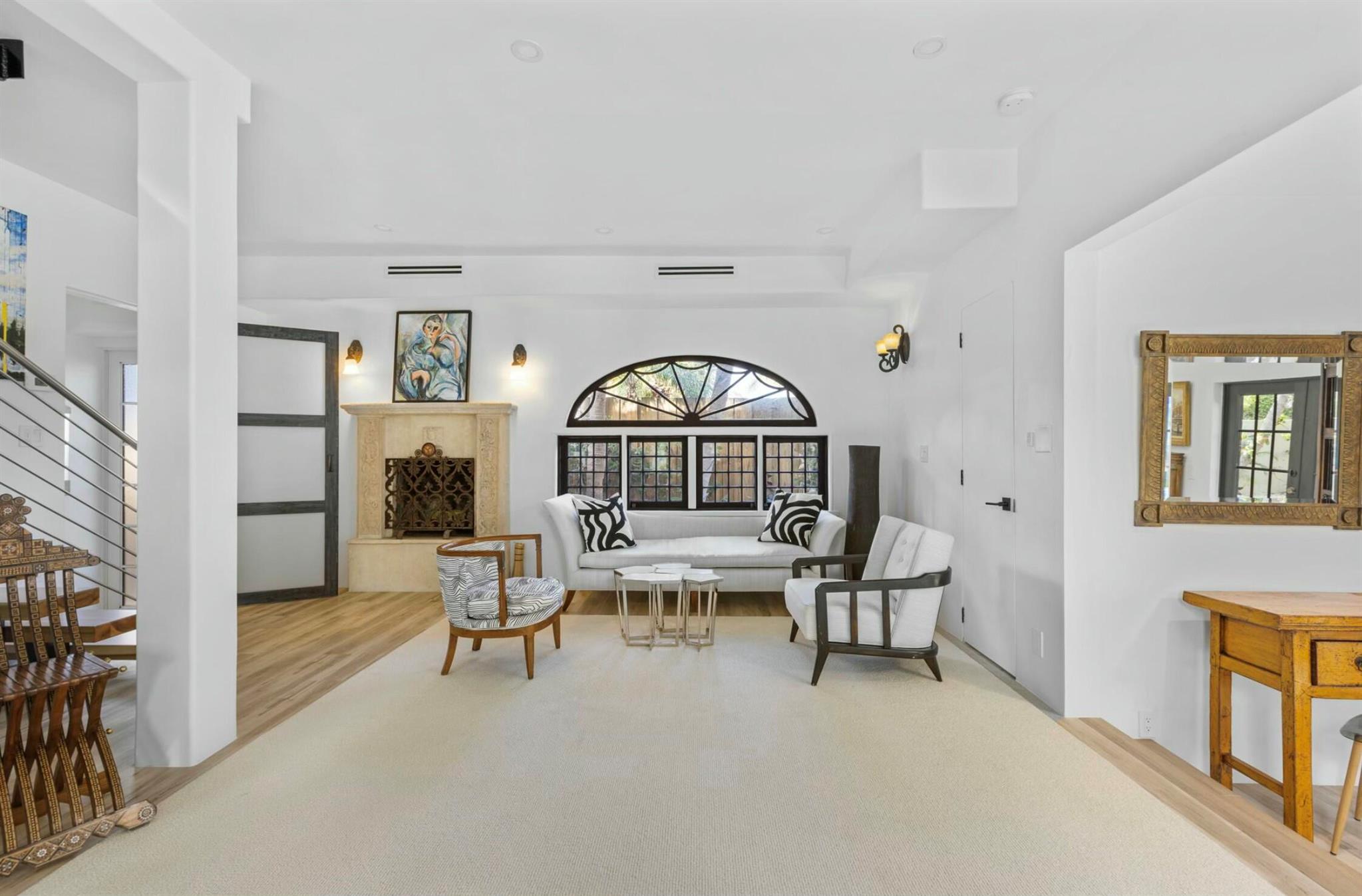231 Lytton Court