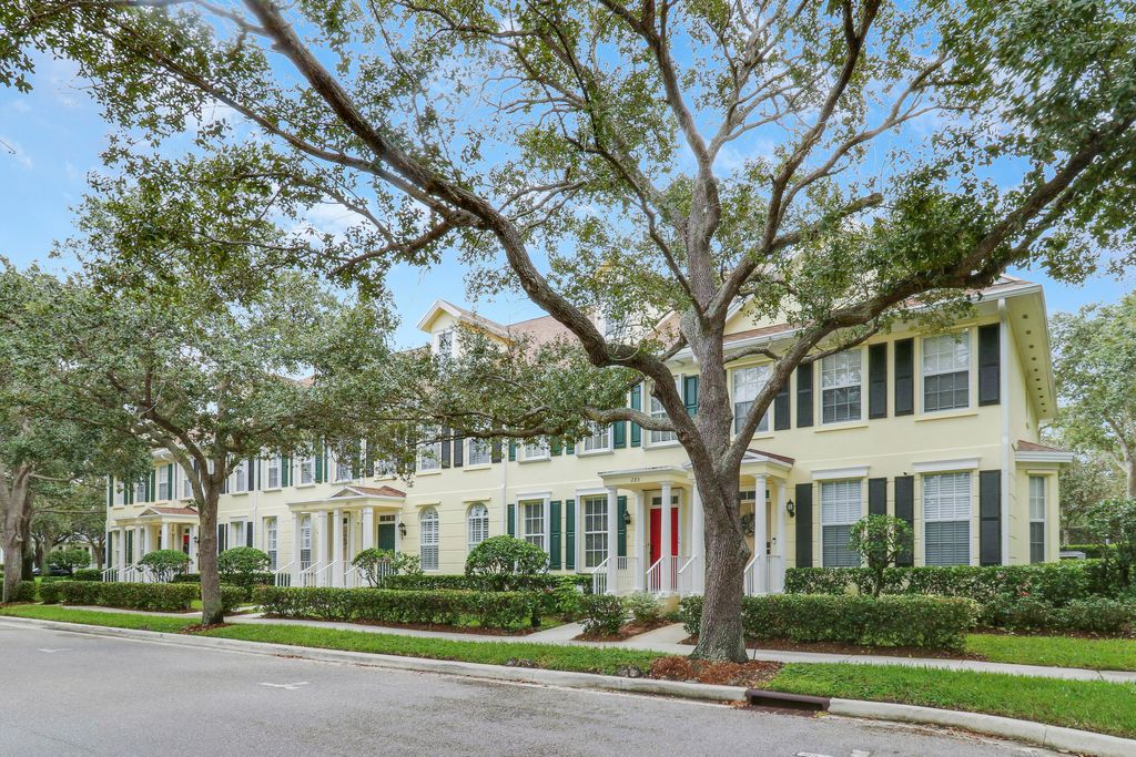 Photo of 285 New Haven Boulevard, Jupiter, FL 33458 (MLS # R11022726)