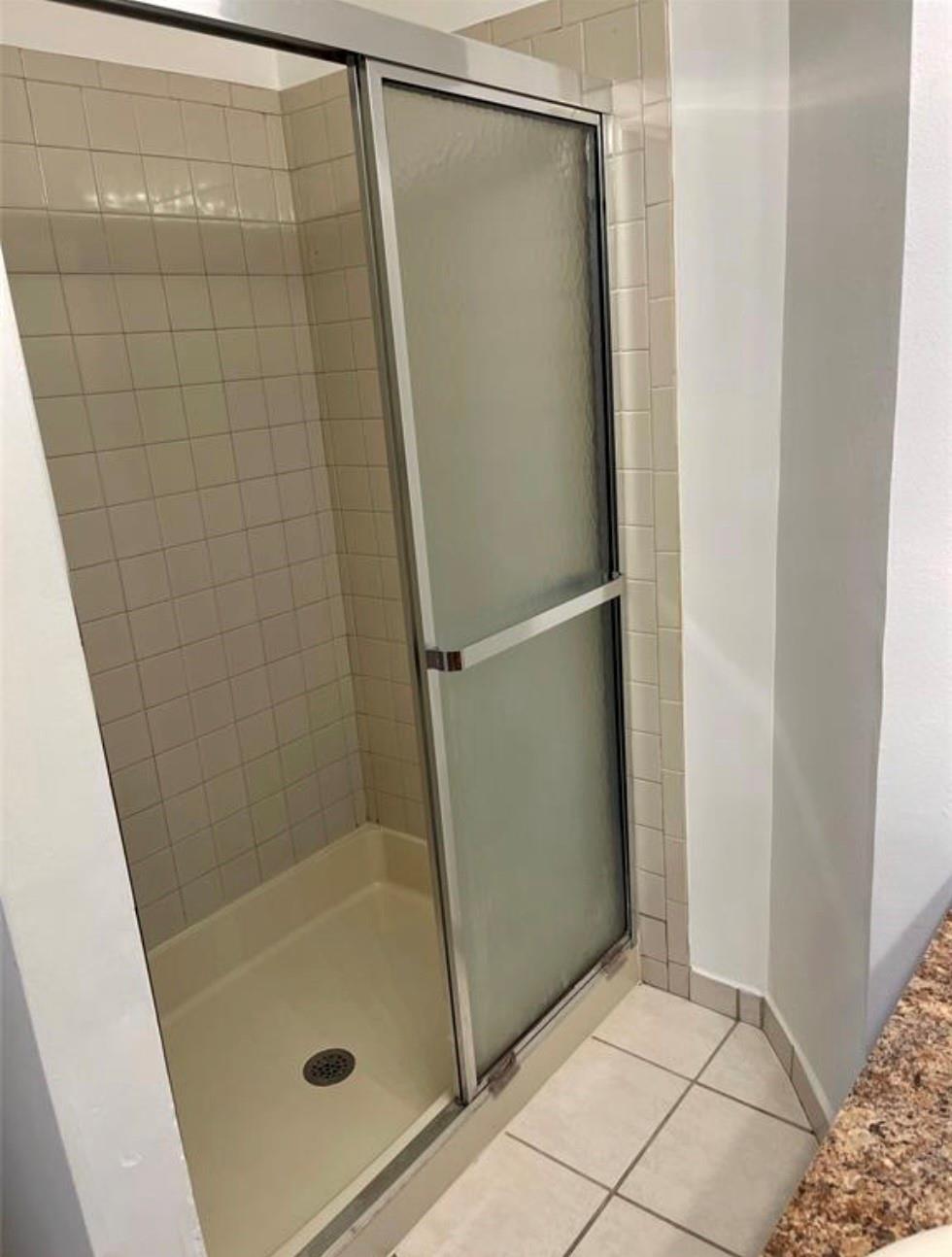 Crown Colony - Residential Lease