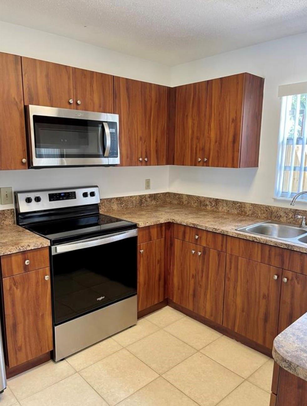 Crown Colony - Residential Lease