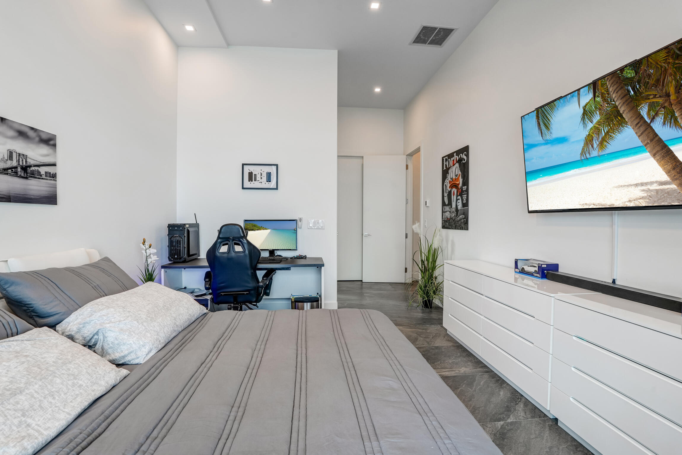 RIVERWATCH - Residential