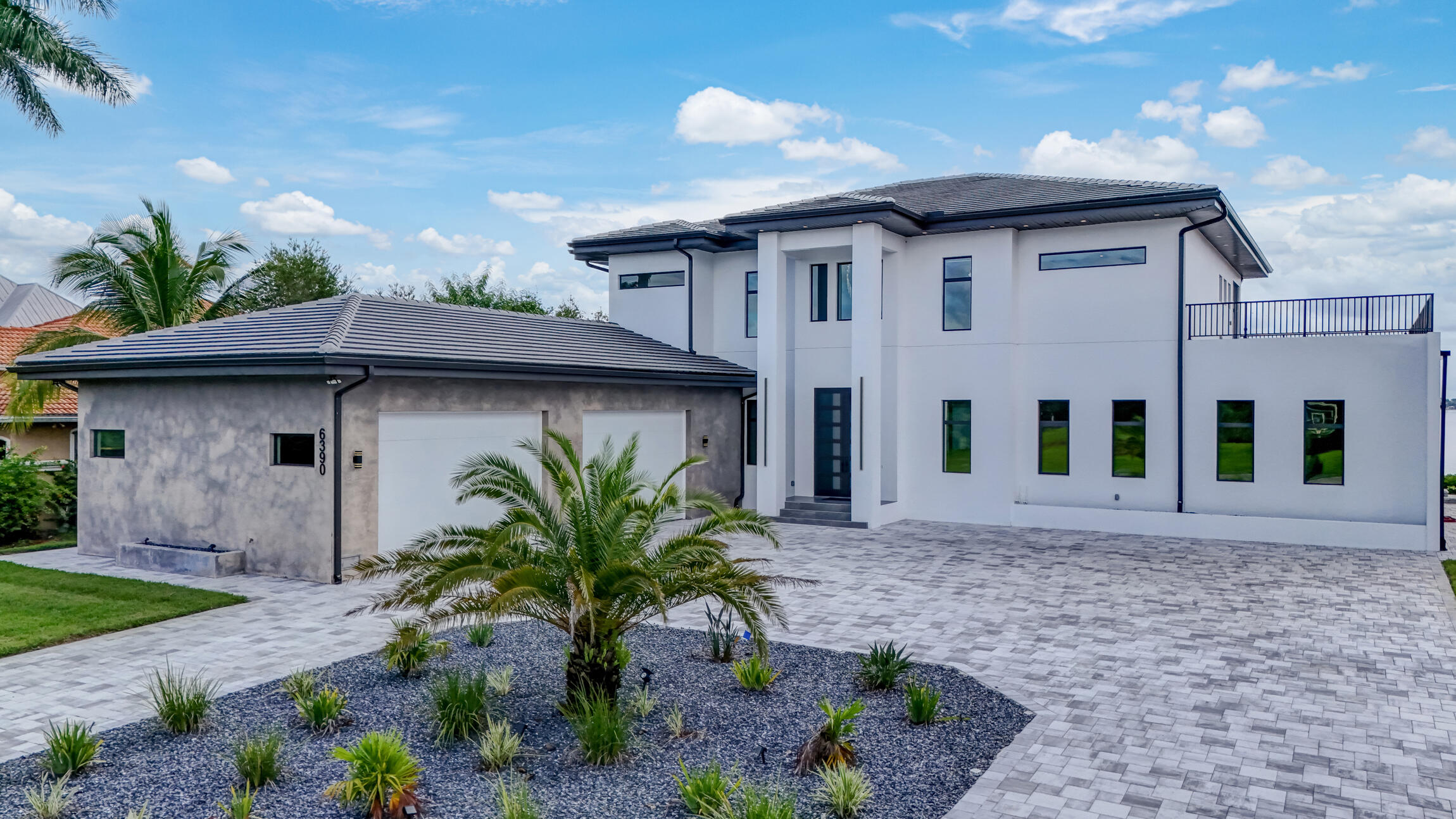 RIVERWATCH - Residential