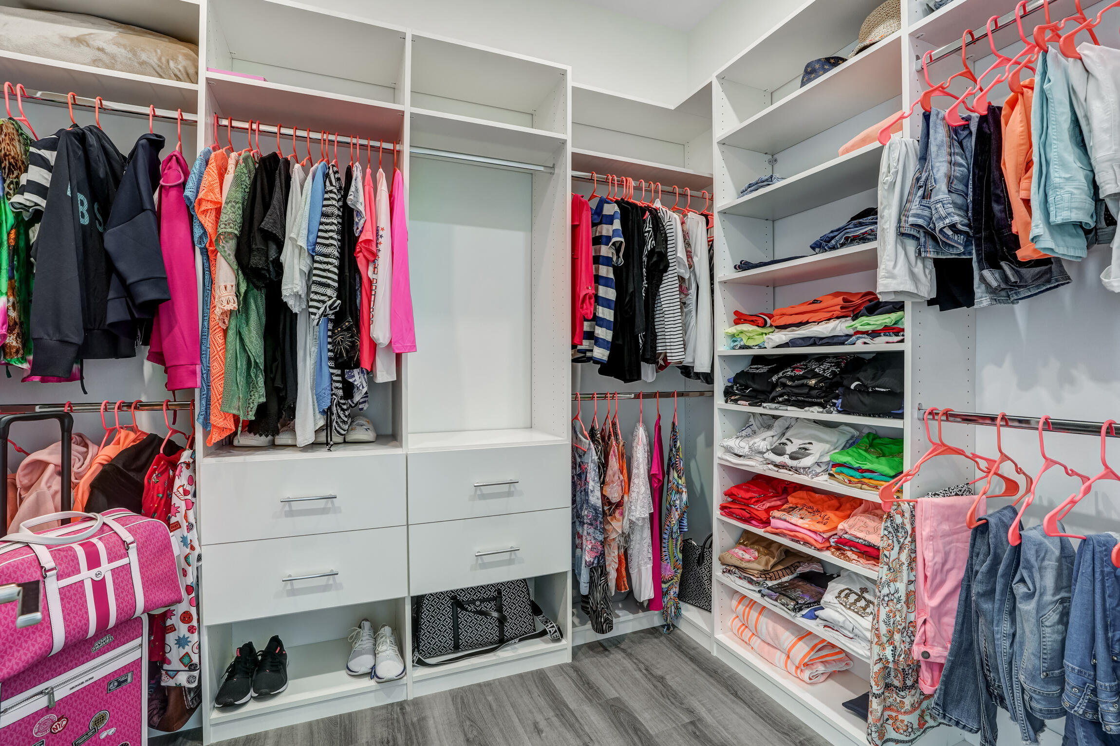 RIVERWATCH - Residential