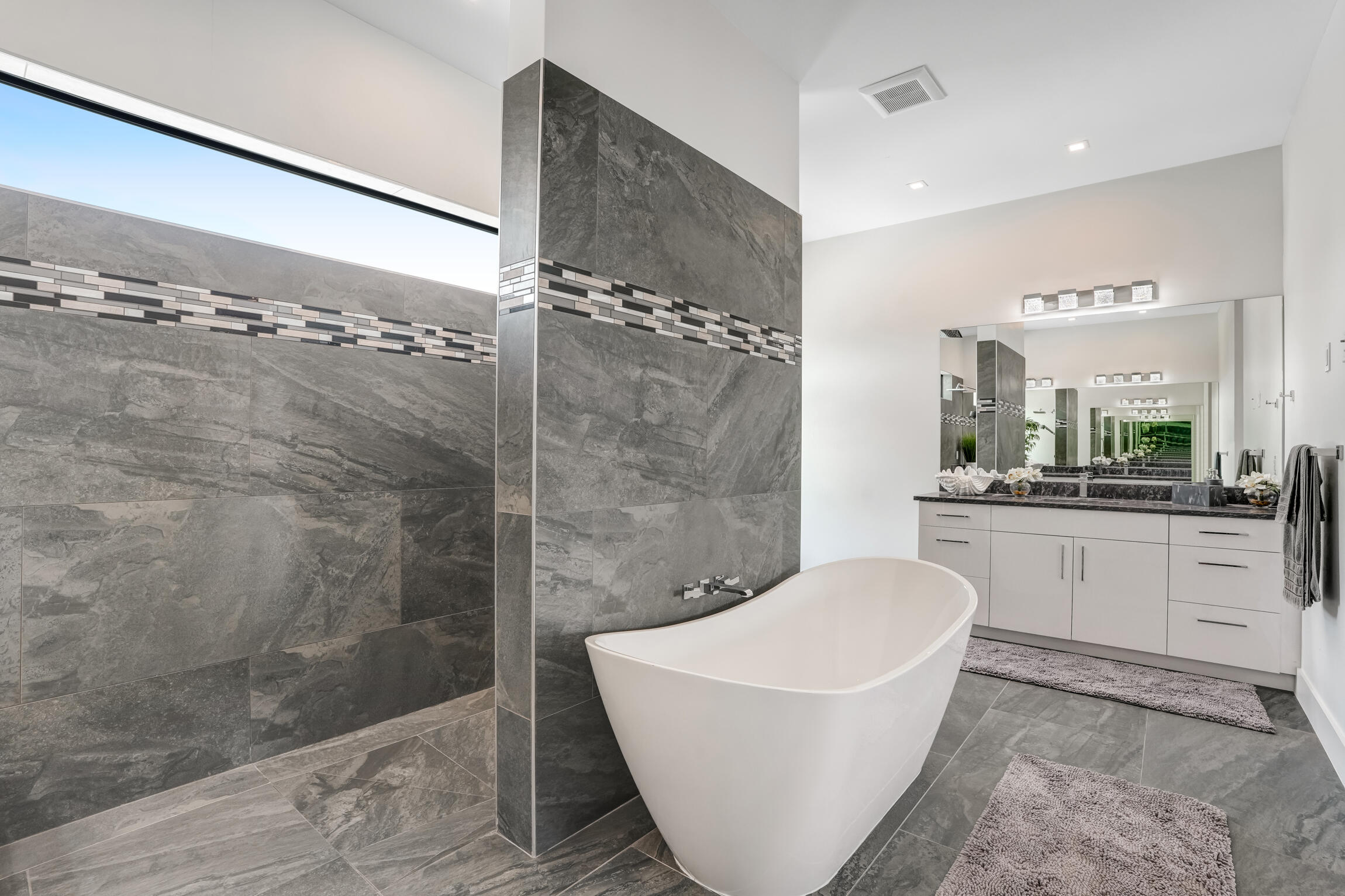 RIVERWATCH - Residential