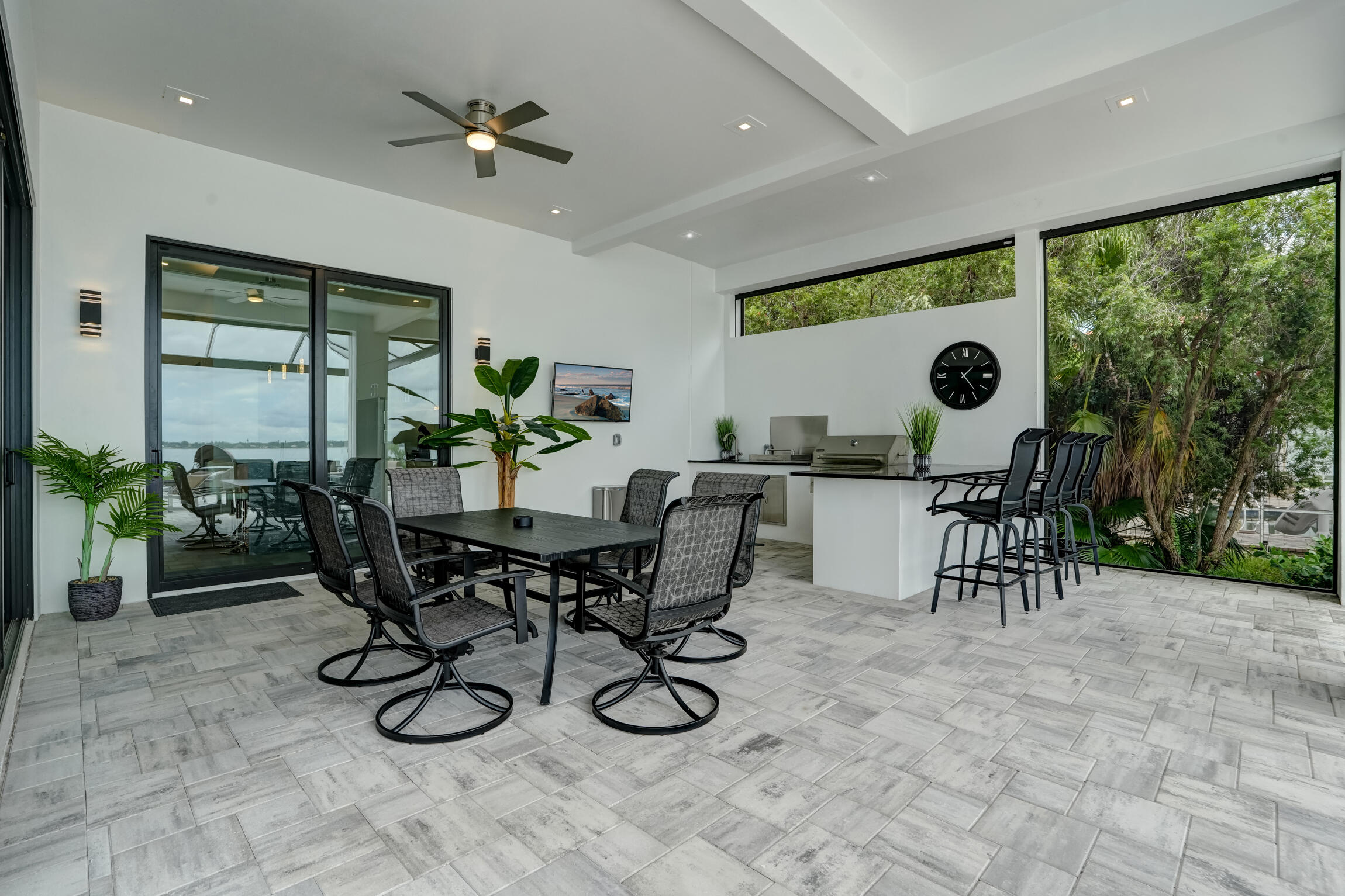 RIVERWATCH - Residential