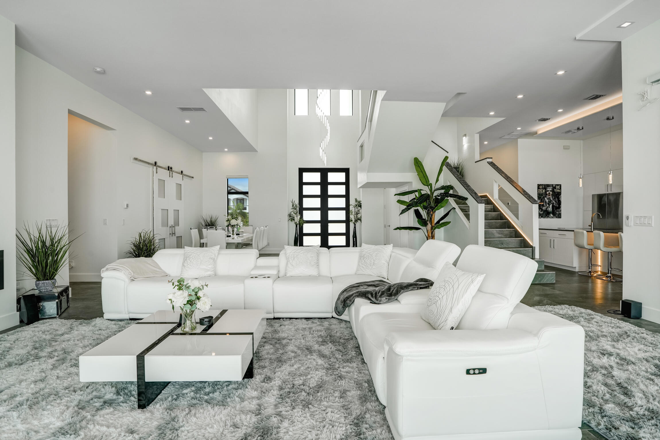 RIVERWATCH - Residential