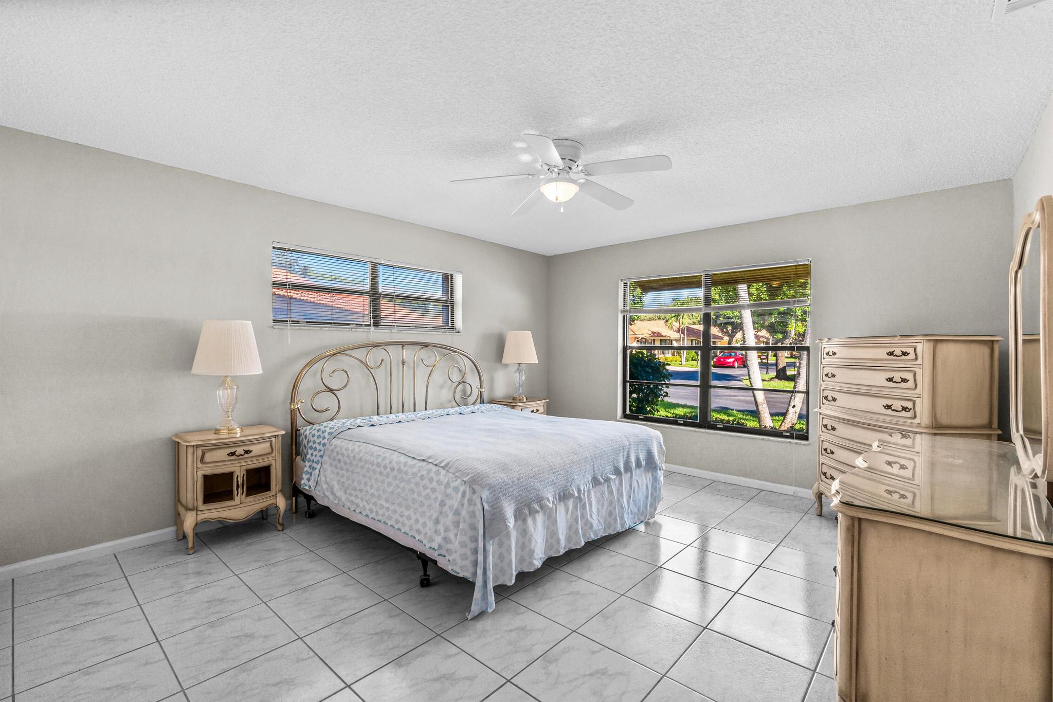 BENT TREE VILLAS WEST CON - Residential Lease
