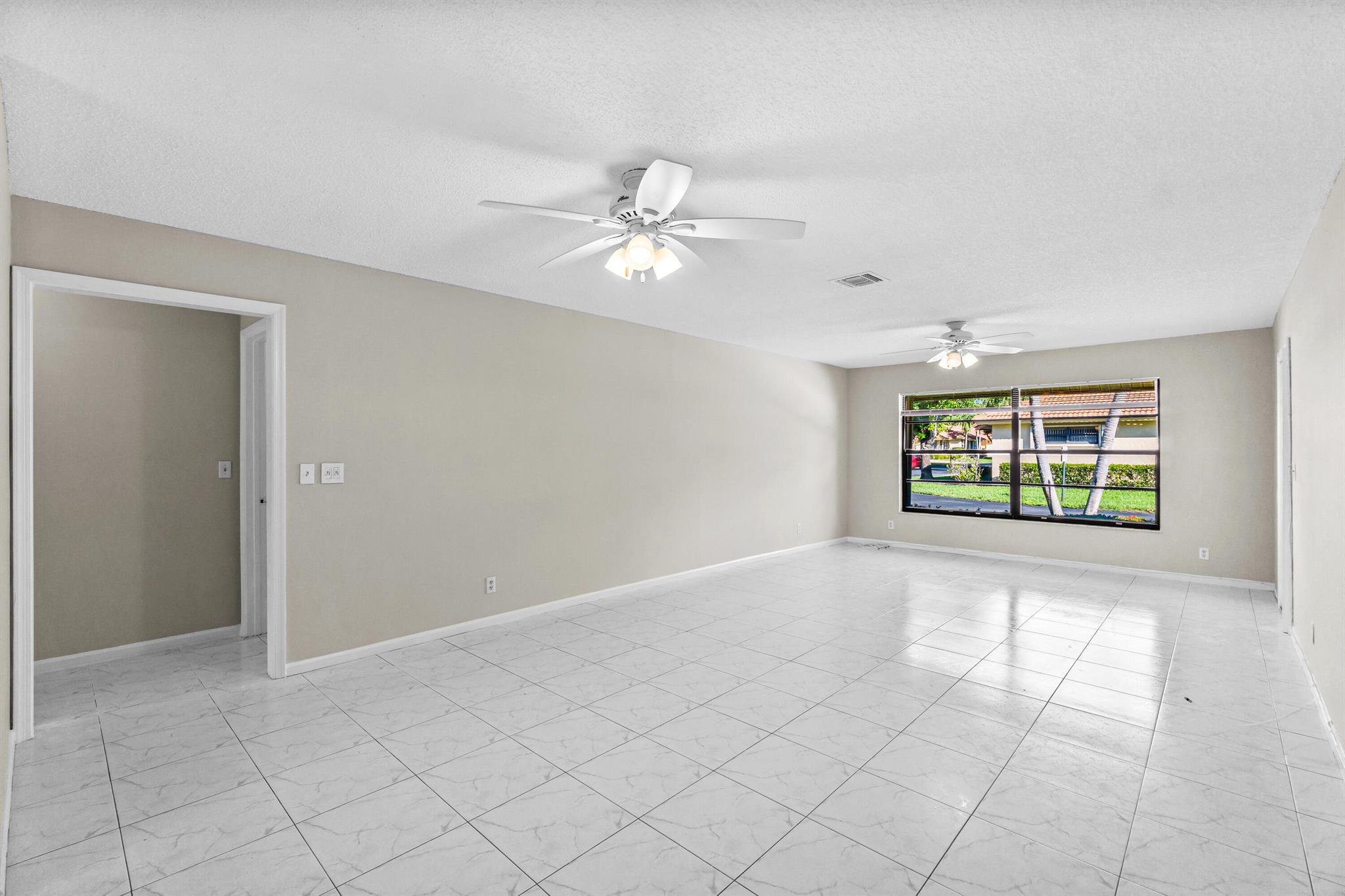 BENT TREE VILLAS WEST CON - Residential Lease