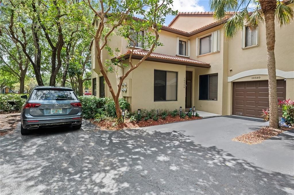 Photo of 10540 NW 10th St #A-127, Plantation, FL 33322 (MLS # F10326772)