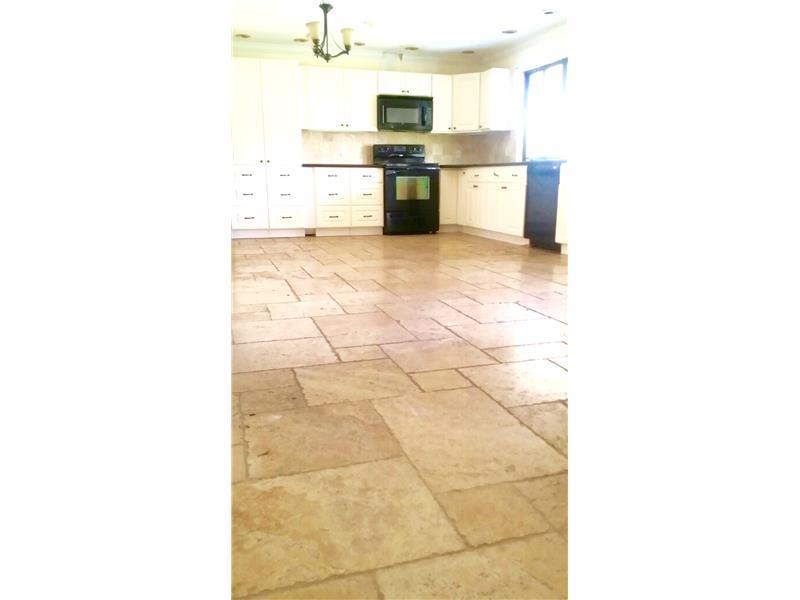 JACARANDA VILLAS - Residential