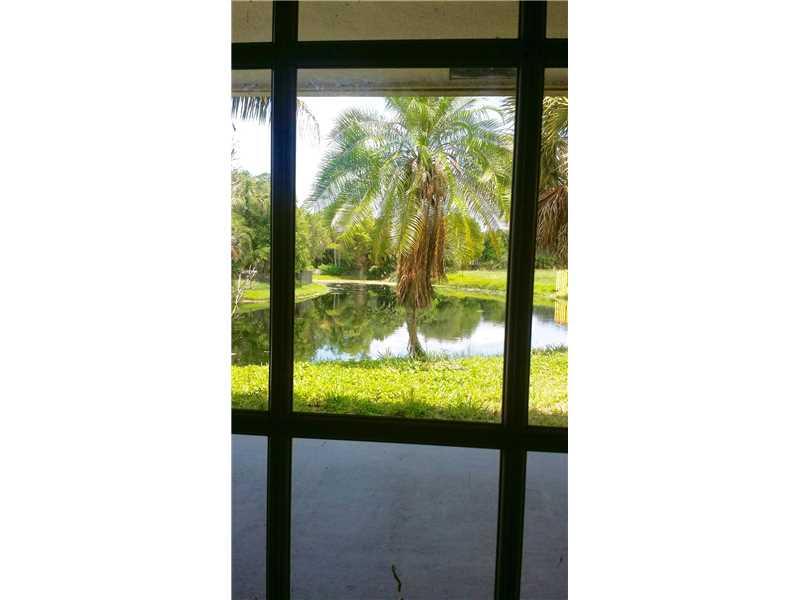 JACARANDA VILLAS - Residential