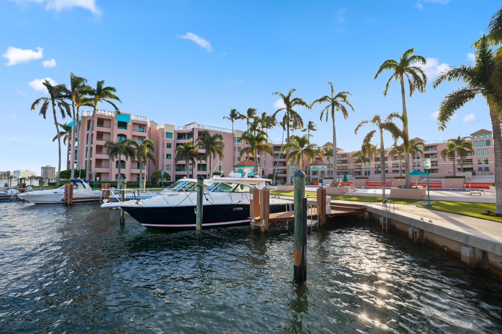 MIZNER COURT CONDO - Residential