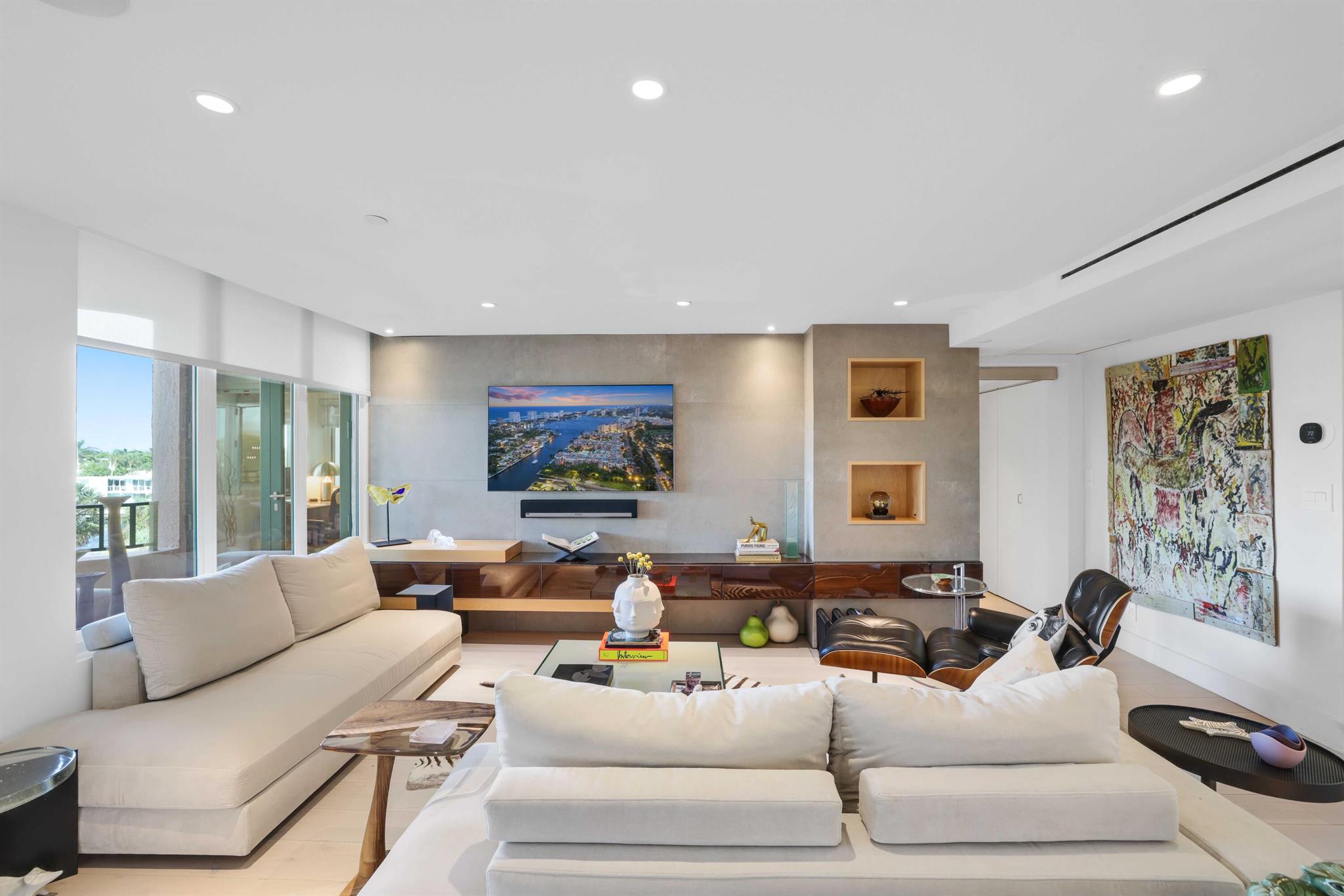 MIZNER COURT CONDO - Residential