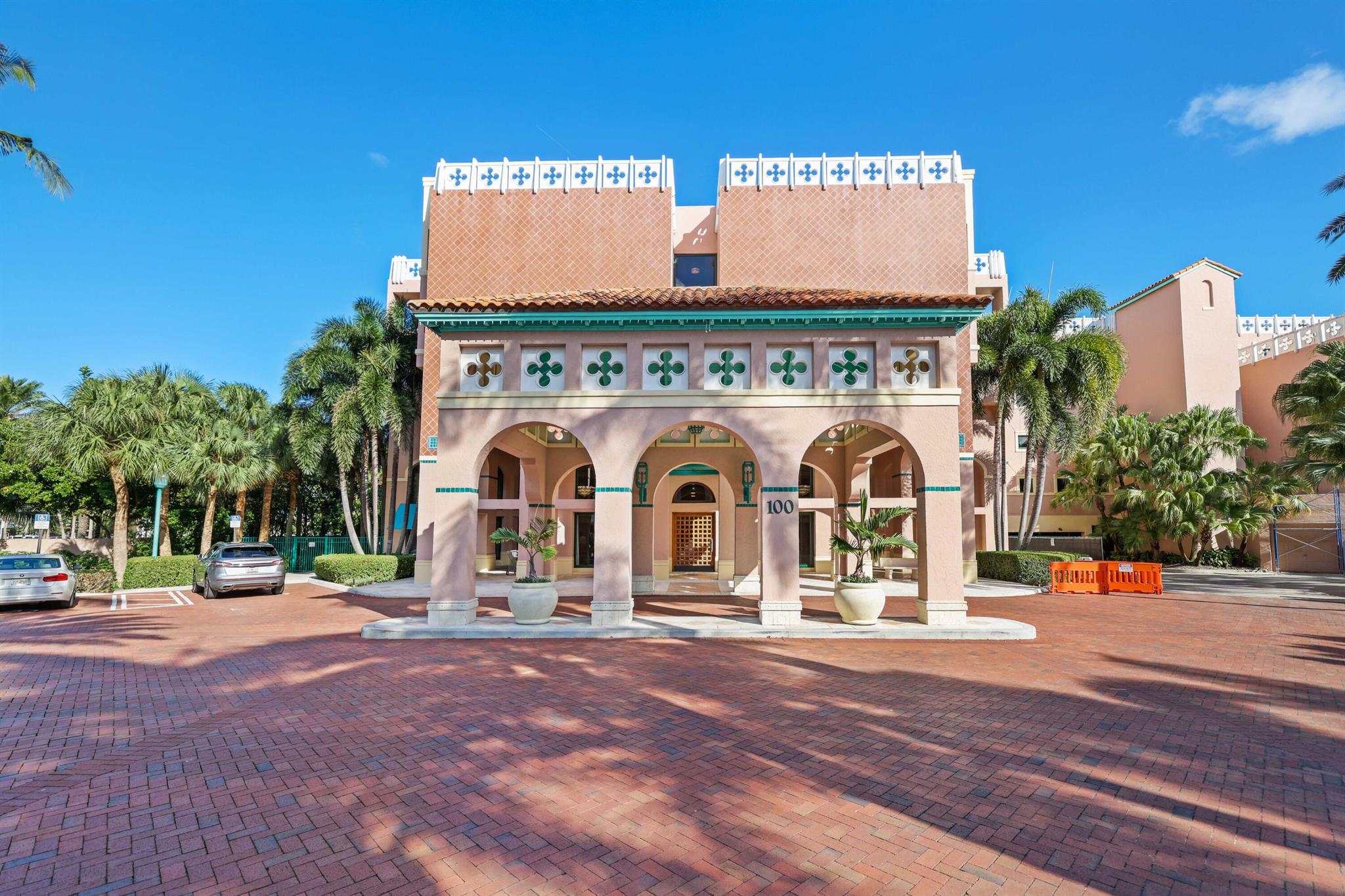 MIZNER COURT CONDO - Residential