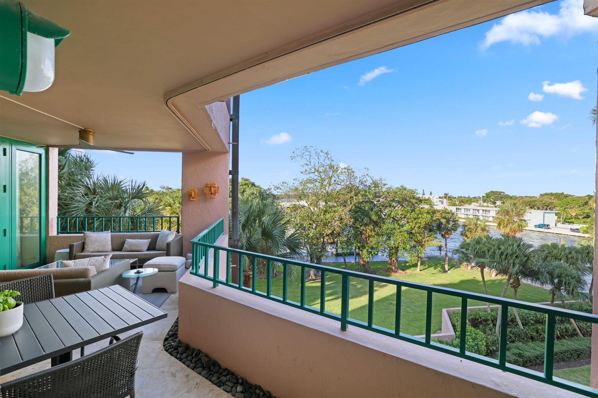 MIZNER COURT CONDO - Residential