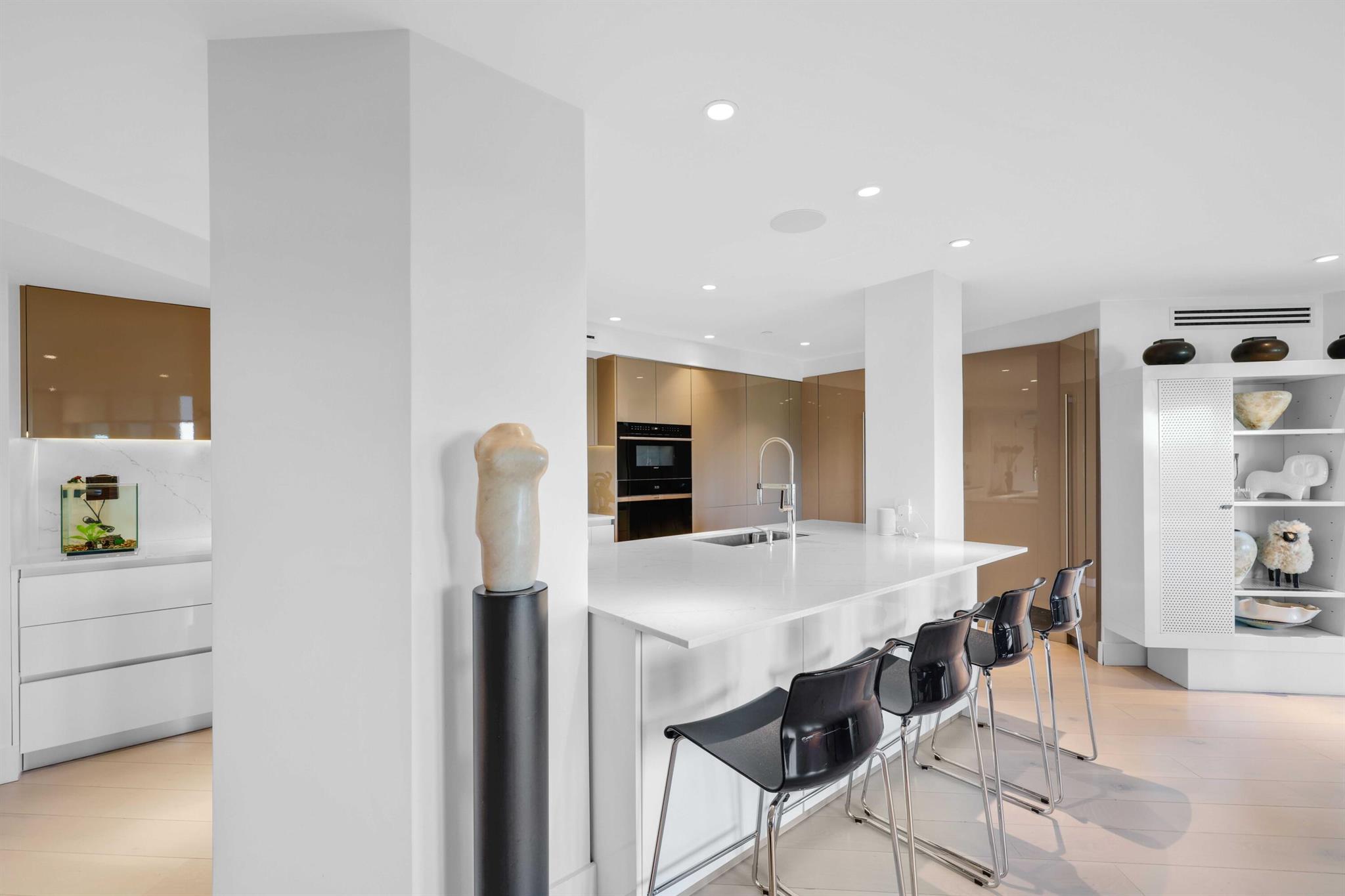 MIZNER COURT CONDO - Residential