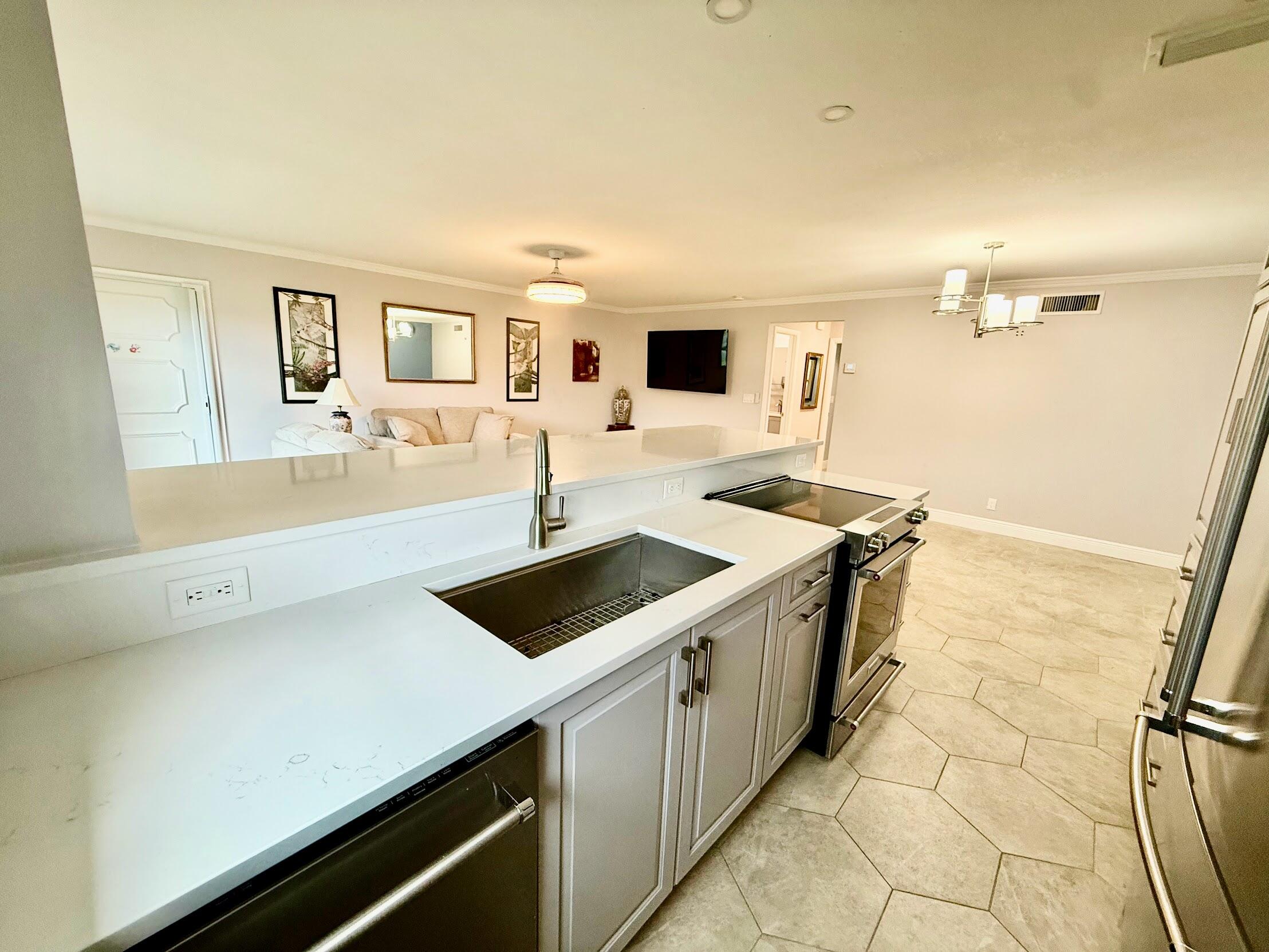 HIGH POINT OF FORT PIERCE CONDOMINIUM SECTION 1 - Residential Lease